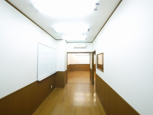 トミオプラザの内装