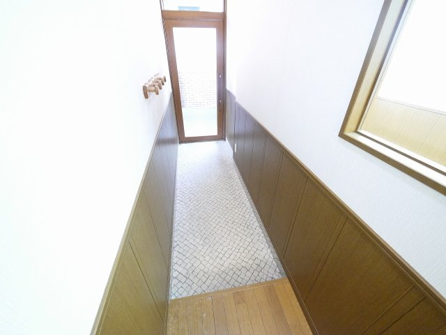 トミオプラザの玄関