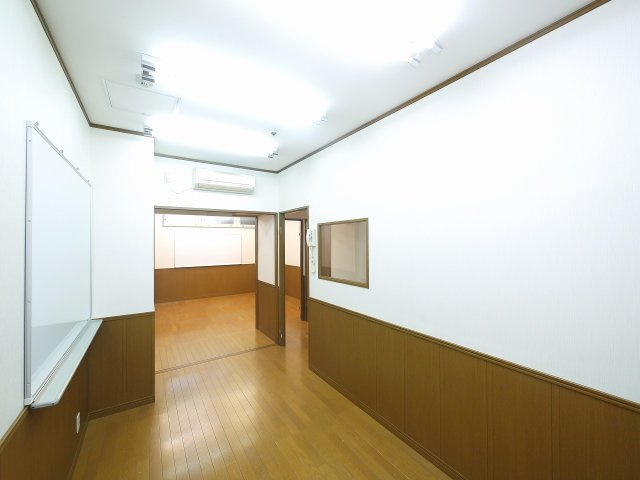 トミオプラザの内装