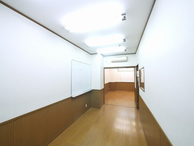 トミオプラザの内装