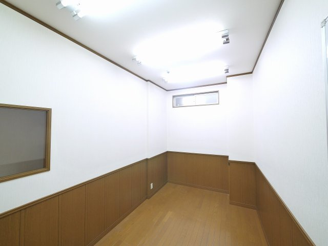 トミオプラザの内装