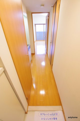 ライブコート北梅田　仲介手数料無料のバルコニー