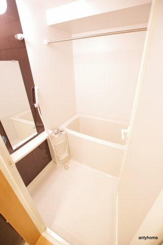 ライブコート北梅田　仲介手数料無料の浴室