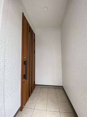【エントランス】 | 大東町1丁目築浅戸建て