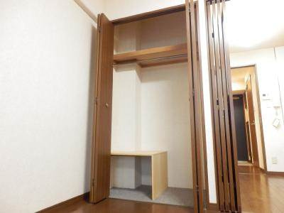 アリスタ四条西洞院の収納