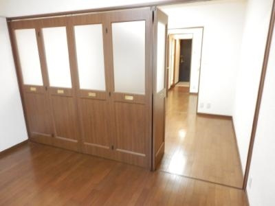 アリスタ四条西洞院の洋室|内装