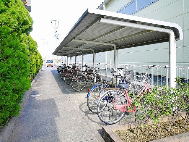 ル・グラン・リヴィエールのその他共用部分|自転車置き場