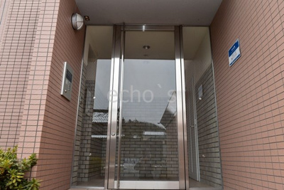 【エントランス】 | ラ・フォレスタ | 毎日通るエントランスはこのようになっています