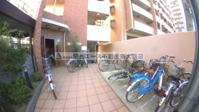 【エントランス】 | メルディアキューブやえのさと