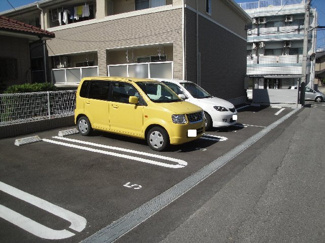 【駐車場】