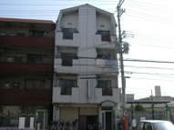 ラークハウスの画像