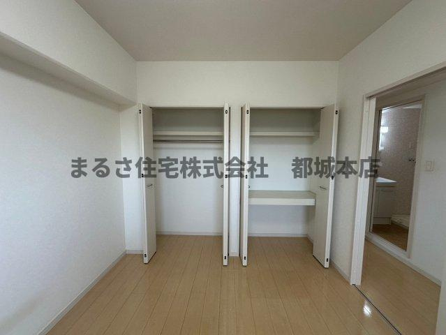 スカイコート年見の収納