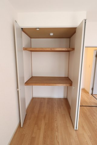 ドルフ城所Ⅲの収納