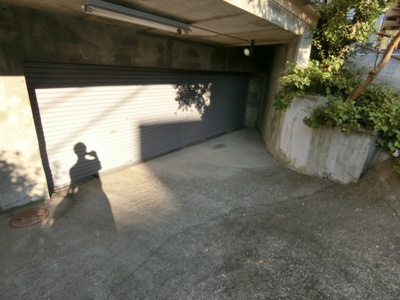 【駐車場】 | メゾン・ド・ロンドン