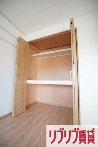 サニング本町の収納