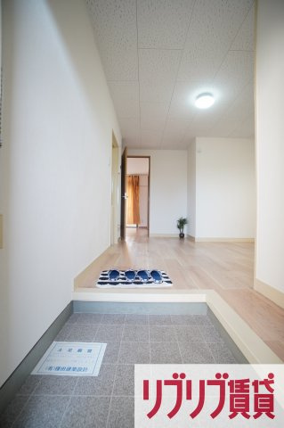 サニング本町の玄関