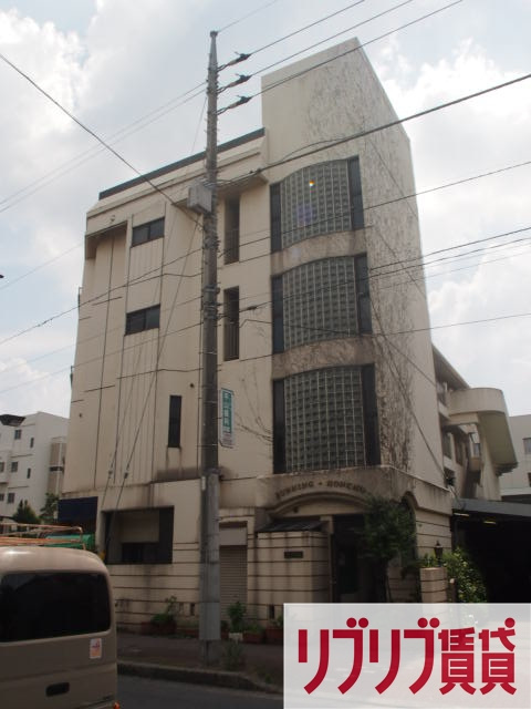 サニング本町の外観