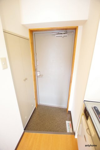 シンセリティ野中　仲介手数料無料の玄関