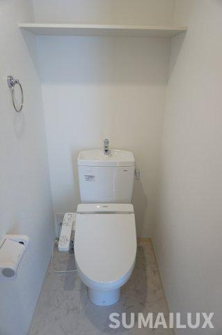 熊本市東区花立６丁目の賃貸マンションのトイレ
