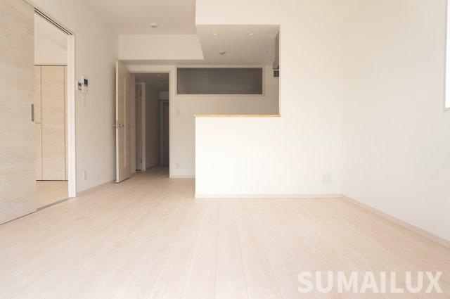 熊本市東区花立６丁目の賃貸マンションの居間・リビング