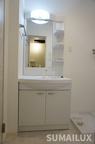熊本市東区花立６丁目の賃貸マンションの独立洗面台
