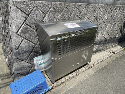 【その他共用部分】 | エアリーズ | 敷地内ごみ置き場でごみ出しもらくらく～♪忙しい社会人さんや主婦さんにもうってつけ！