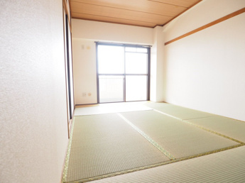 【寝室】
