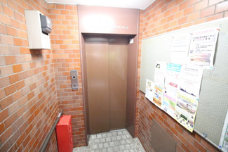 【その他共用部分】 | 日々の生活に欠かせないエレベーターを完備したマンションです♪