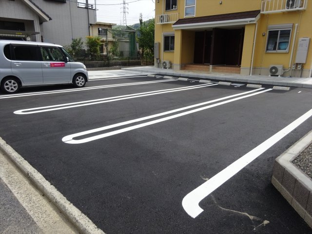 Ａｌｉｖｅ　Ｈｏｕｓｅ　Ⅱの駐車場