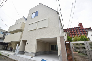 【外観】 | 閑静な住宅街で落ち着いた雰囲気です。