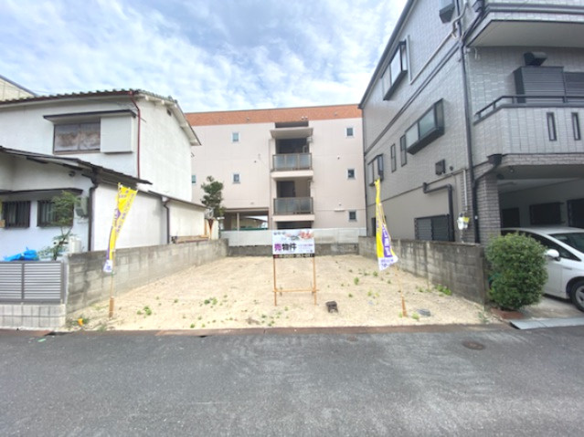 グラッド・タウン私部４丁目の前面道路含む現地写真|■駅が近いので、スーパー、コンビニ、ドラッグストアと商業施設が充実♪♪