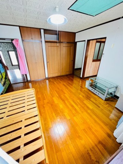 【洋室】 | シェアハウス・ブルーメン | 302号室は1番広いお部屋です☆
