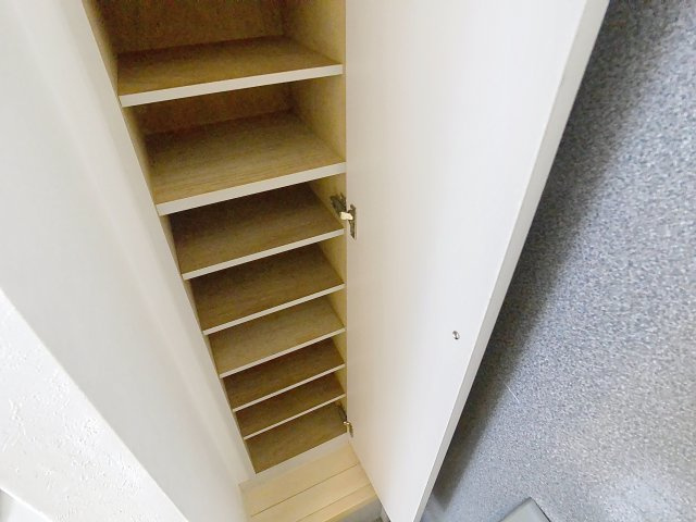 ハイツ松見の収納