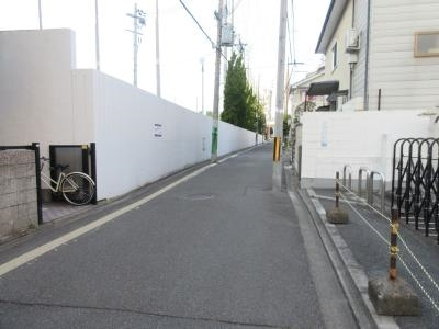 グレース円町の周辺|前面道路