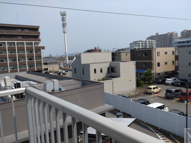 大久保駅前ビルの展望