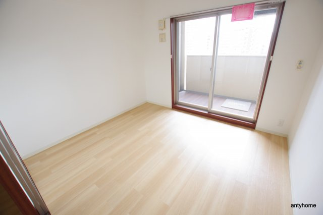 コンソラーレ東野田　仲介手数料無料の洋室