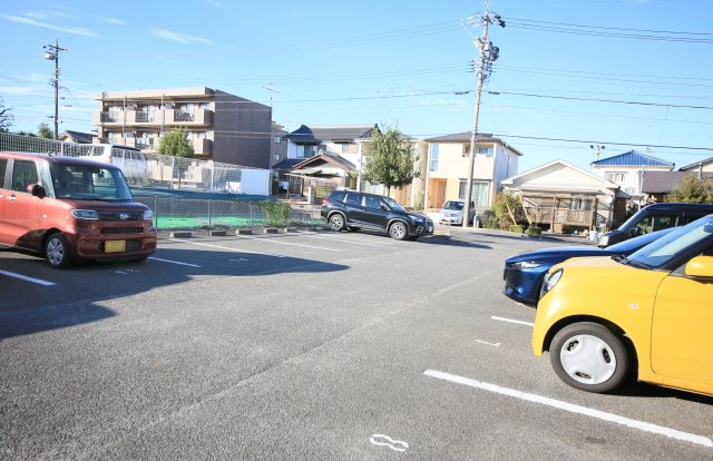 辻ハイムの駐車場