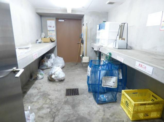 プレサンス新宿御苑前アルティメットのその他共用部分|敷地内ゴミ置場