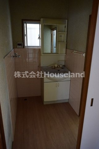 西庄戸建の洗面所