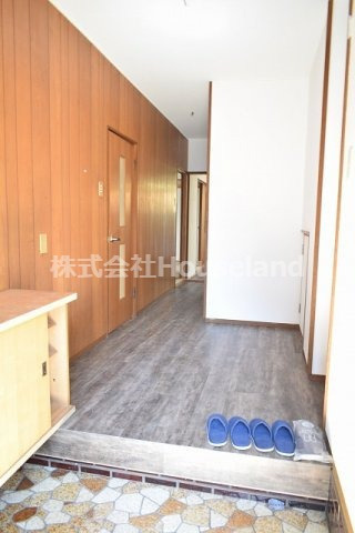 西庄戸建の玄関