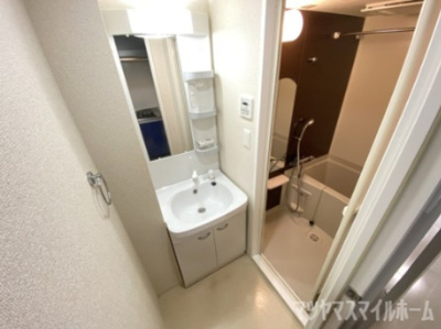 【独立洗面台】 | Luxe(ラグゼ)住道