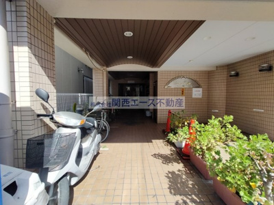 【エントランス】 | センチュリーロイヤル小阪