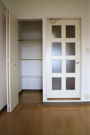 【収納】 | ※同マンション別室の参考写真です