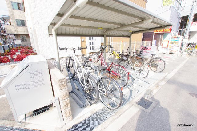 アライブステージの駐車場