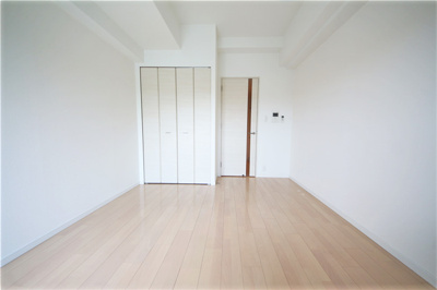 【洋室】 | サムティ北梅田VESSEL