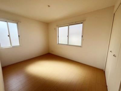 【洋室】 | ジュネス椿B