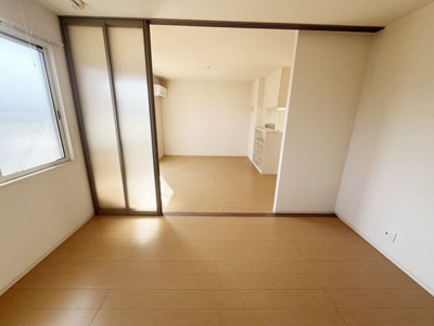 【洋室】 | ジュネス椿B