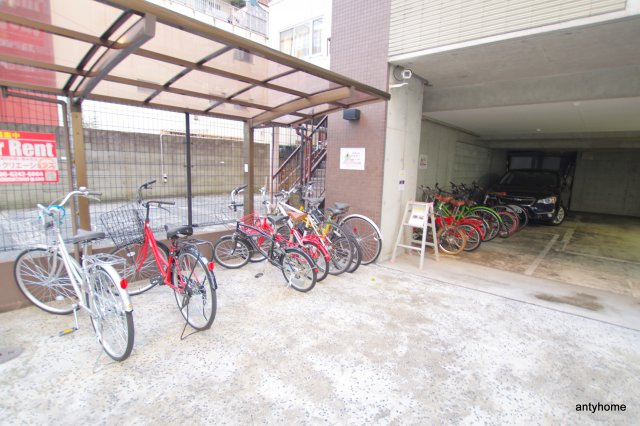 天満アパートメント　仲介手数料無料の駐車場