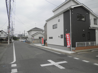 【前面道路含む現地写真】 | 前面道路含む現地写真です