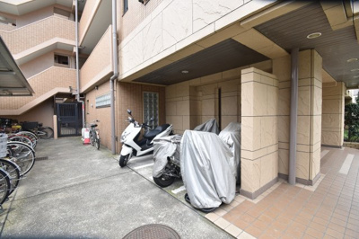 【その他共用部分】 | エンゼルブレッサ鶴見汐入 | バイク置場